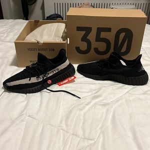 Never worn “Oreo” Yeezy boost 350. Fresh out of the box. Size 13.
